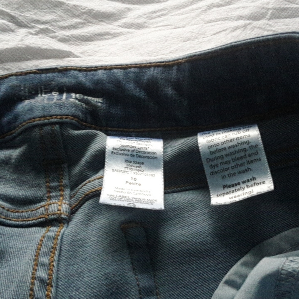 Jeans - Picture 3 of 5